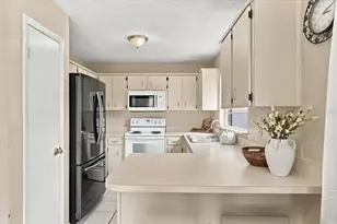 1432 Marigold Dr, Lakeland, FL 33811 - Photo 17