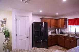 2113 Geneva Dr, Lakeland, FL 33805 - Photo 11