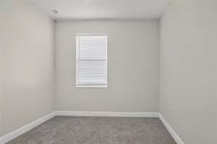 2468 Ladoga Dr, Lakeland, FL 33805 - Photo 11