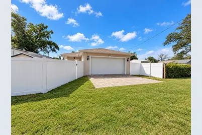 3725 57th Avenue N, Saint Petersburg, FL 33714 - Photo 31