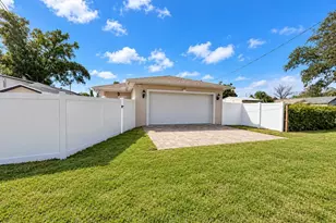3725 57th Ave N, Saint Petersburg, FL 33714 - Photo 31