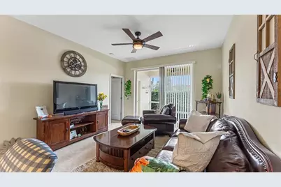 4275 Winding Vine Drive, Lakeland, FL 33812 - Photo 11