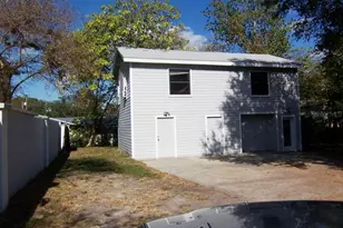 902 E Lime St, Lakeland, FL 33801 - Photo 3