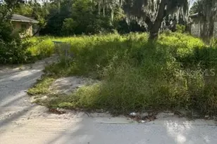 Edwin Street NE, Winter Haven, FL 33881 - Photo 1