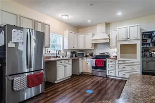 4233 Cindy Rd, Lakeland, FL 33810 - Photo 3