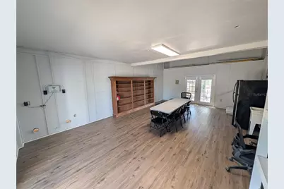 209 E Badcock Boulevard, Mulberry, FL 33860 - Photo 11