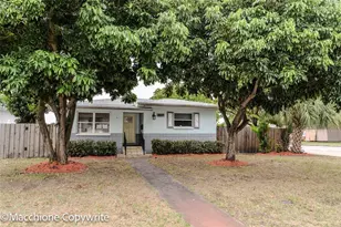 2827 29th Ave N, Saint Petersburg, FL 33713 - Photo 3
