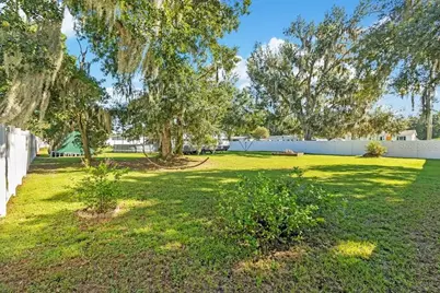 3688 Pioneer Trails Boulevard E, Lakeland, FL 33810 - Photo 27
