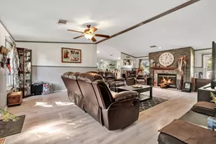 3688 Pioneer Trails Blvd E, Lakeland, FL 33810 - Photo 5