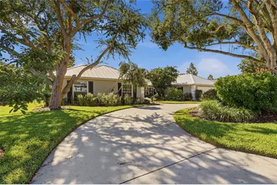 11 Lake Link Drive SE, Winter Haven, FL 33884 - Photo 5