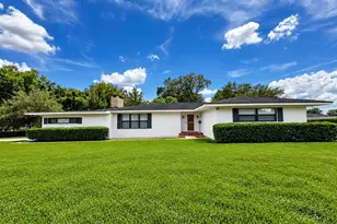 1615 Lake Miriam Dr, Lakeland, FL 33813 - Photo 1