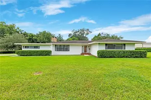 1615 Lake Miriam Dr, Lakeland, FL 33813 - Photo 1