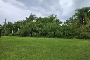 410 Hunter St, Port Charlotte, FL 33980 - Photo 37
