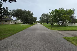 410 Hunter St, Port Charlotte, FL 33980 - Photo 39