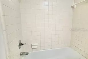 402 W Tever St, Plant City, FL 33563 - Photo 5