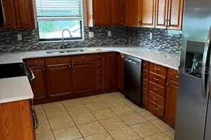 1343 Covey Cir N, Lakeland, FL 33809 - Photo 9