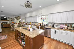 1976 Vista View Dr, Lakeland, FL 33813 - Photo 13