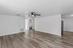 1412 E Renfro St, Plant City, FL 33563 - Photo 11