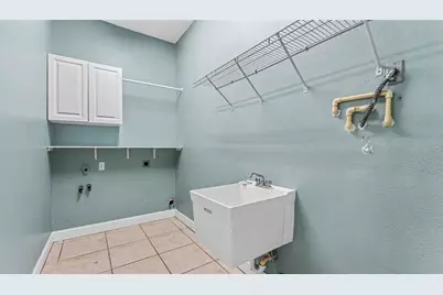 7265 Millbrook Oaks Drive, Lakeland, FL 33813 - Photo 35
