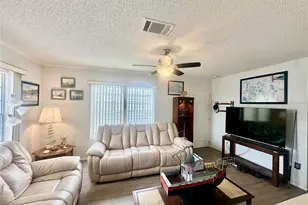 131 Bonnie Dr, Auburndale, FL 33823 - Photo 7