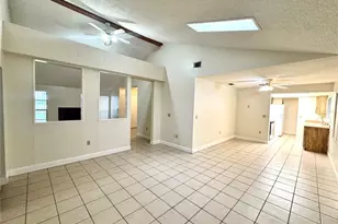 7415 Highland Grove Dr, Lakeland, FL 33810 - Photo 5