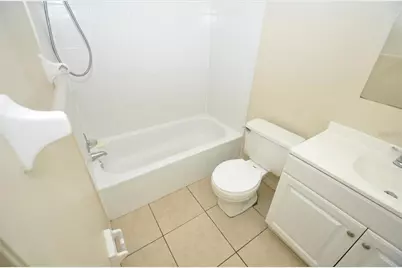 129 Denton Avenue, Auburndale, FL 33823 - Photo 7