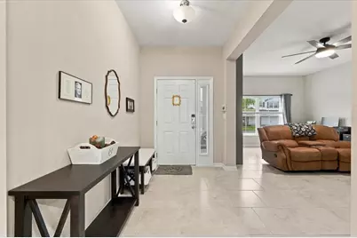 4885 Foxglove Circle, Lakeland, FL 33811 - Photo 3