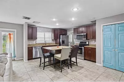 3636 Dovetail Lane N, Lakeland, FL 33812 - Photo 5