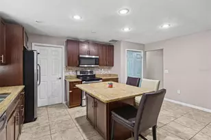 3636 Dovetail Ln N, Lakeland, FL 33812 - Photo 7