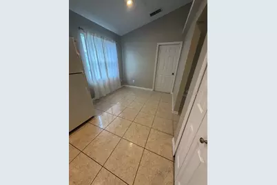 173 Crestwood Pass, Davenport, FL 33897 - Photo 9