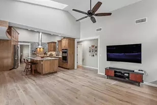 2712 Laurel Oak Dr, Plant City, FL 33566 - Photo 13