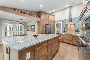 2712 Laurel Oak Dr, Plant City, FL 33566 - Photo 7