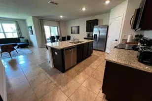 3394 Tawny Grove Pl, Lakeland, FL 33811 - Photo 7