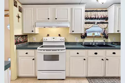 8335 Mitchall Drive, Lakeland, FL 33809 - Photo 9