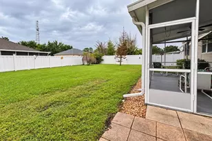 8335 Mitchall Dr, Lakeland, FL 33809 - Photo 5