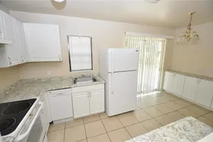 1625 Pineberry St, Lakeland, FL 33803 - Photo 5