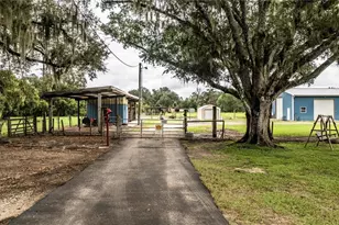 1633 Cherry Ln, Lakeland, FL 33811 - Photo 25