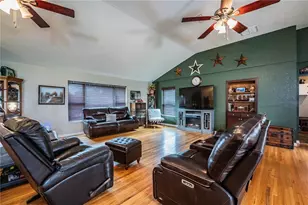 1633 Cherry Ln, Lakeland, FL 33811 - Photo 43