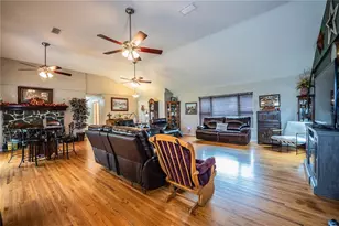 1633 Cherry Ln, Lakeland, FL 33811 - Photo 41