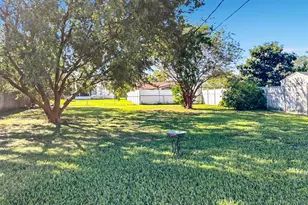 3749 Feather Dr, Lakeland, FL 33812 - Photo 25