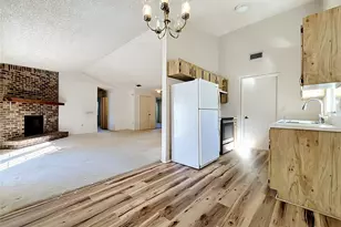 3749 Feather Dr, Lakeland, FL 33812 - Photo 11