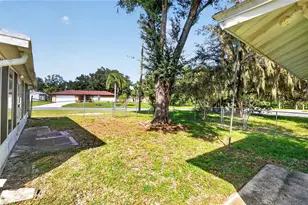 2140 Creek Side Dr, Lakeland, FL 33811 - Photo 47