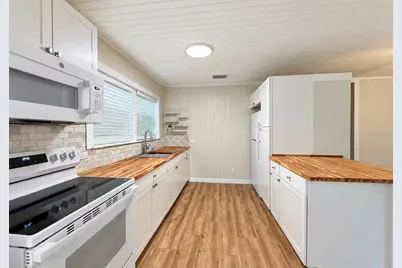 1204 N Morningside Drive, Plant City, FL 33563 - Photo 11
