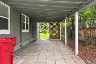 1204 N Morningside Dr, Plant City, FL 33563 - Photo 5
