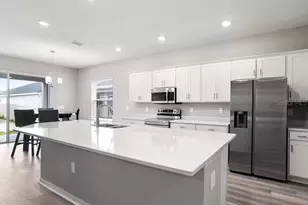 143 Dancing Dahlia St, Ruskin, FL 33570 - Photo 5