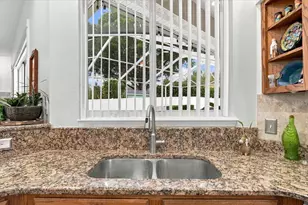 5599 Summerland Hills Dr, Lakeland, FL 33812 - Photo 11