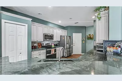 6626 Royal Forest Dr, Lakeland, FL 33811 - Photo 15