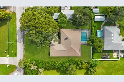 2637 Grace Manor, Lakeland, FL 33812 - Photo 3
