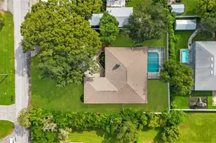 2637 Grace Manor, Lakeland, FL 33812 - Photo 3