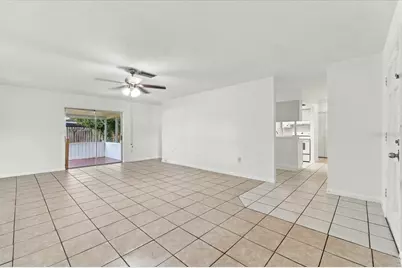 422 Duchess Drive, Lakeland, FL 33803 - Photo 3